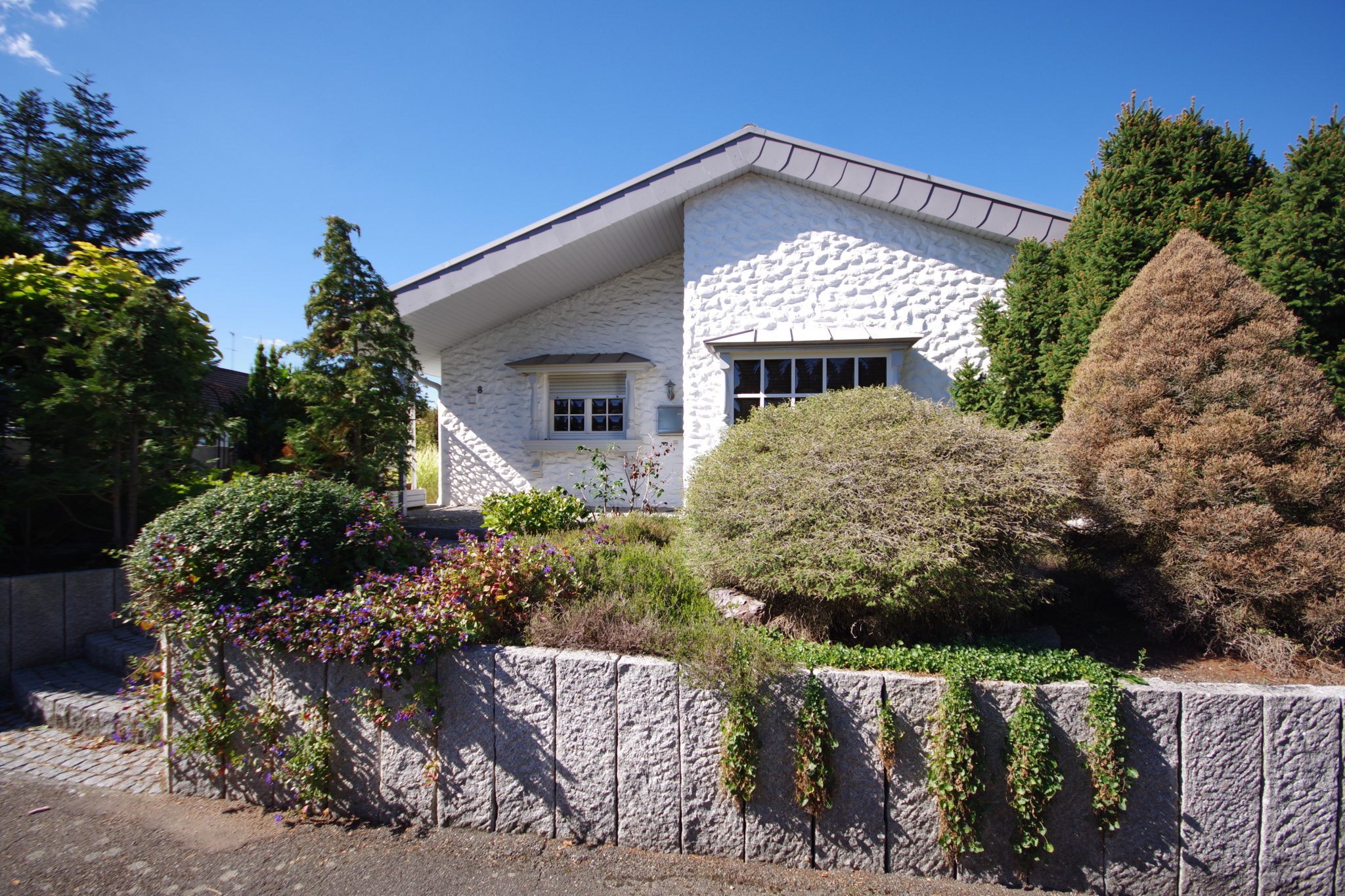 Haus Zum Selbstverwirklichen In Kehl Marlen Mit Pool Und Bar Immo K